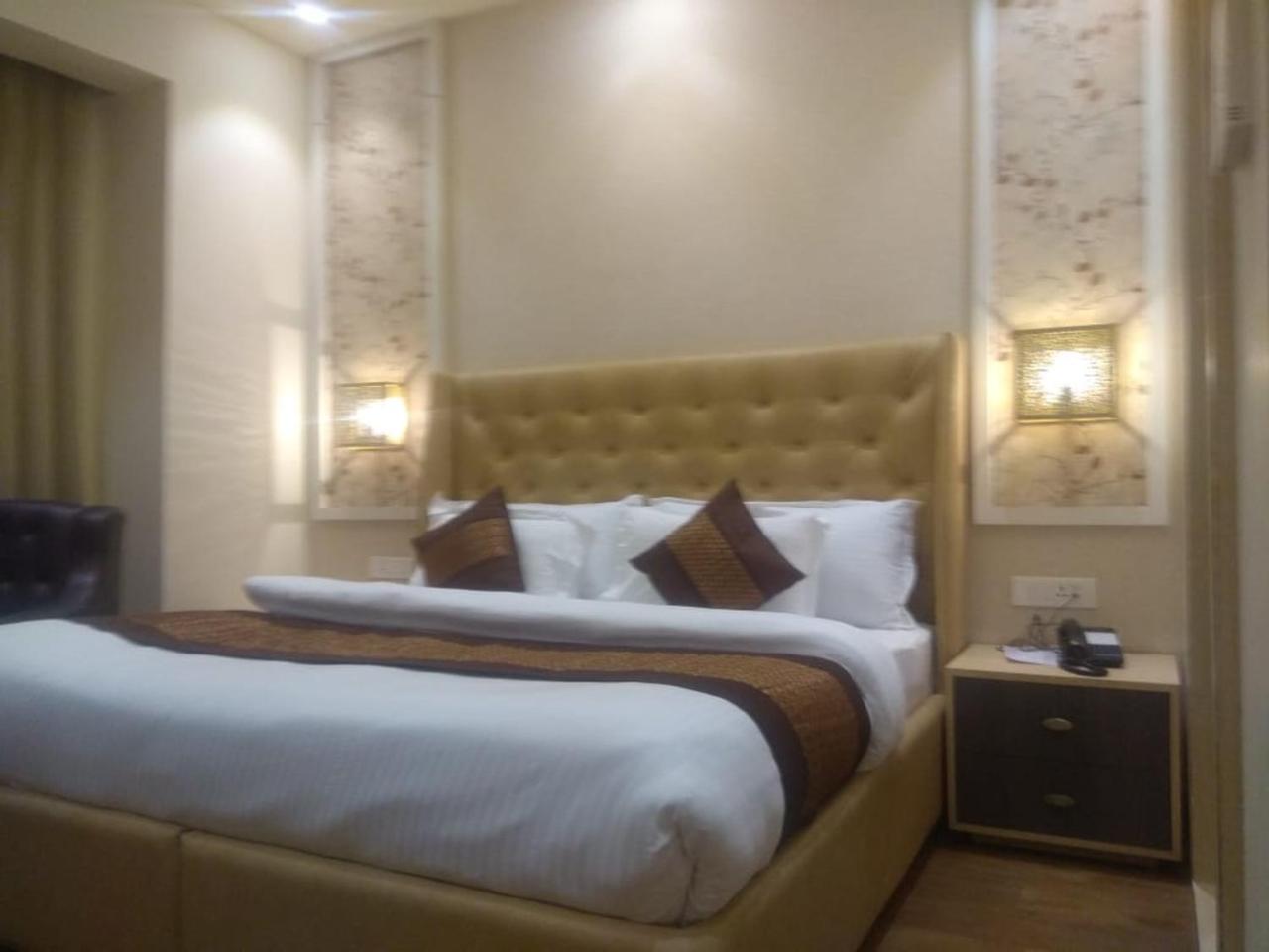 Csjs Inn By Krishna Group Of Hotels أمريتسار المظهر الخارجي الصورة